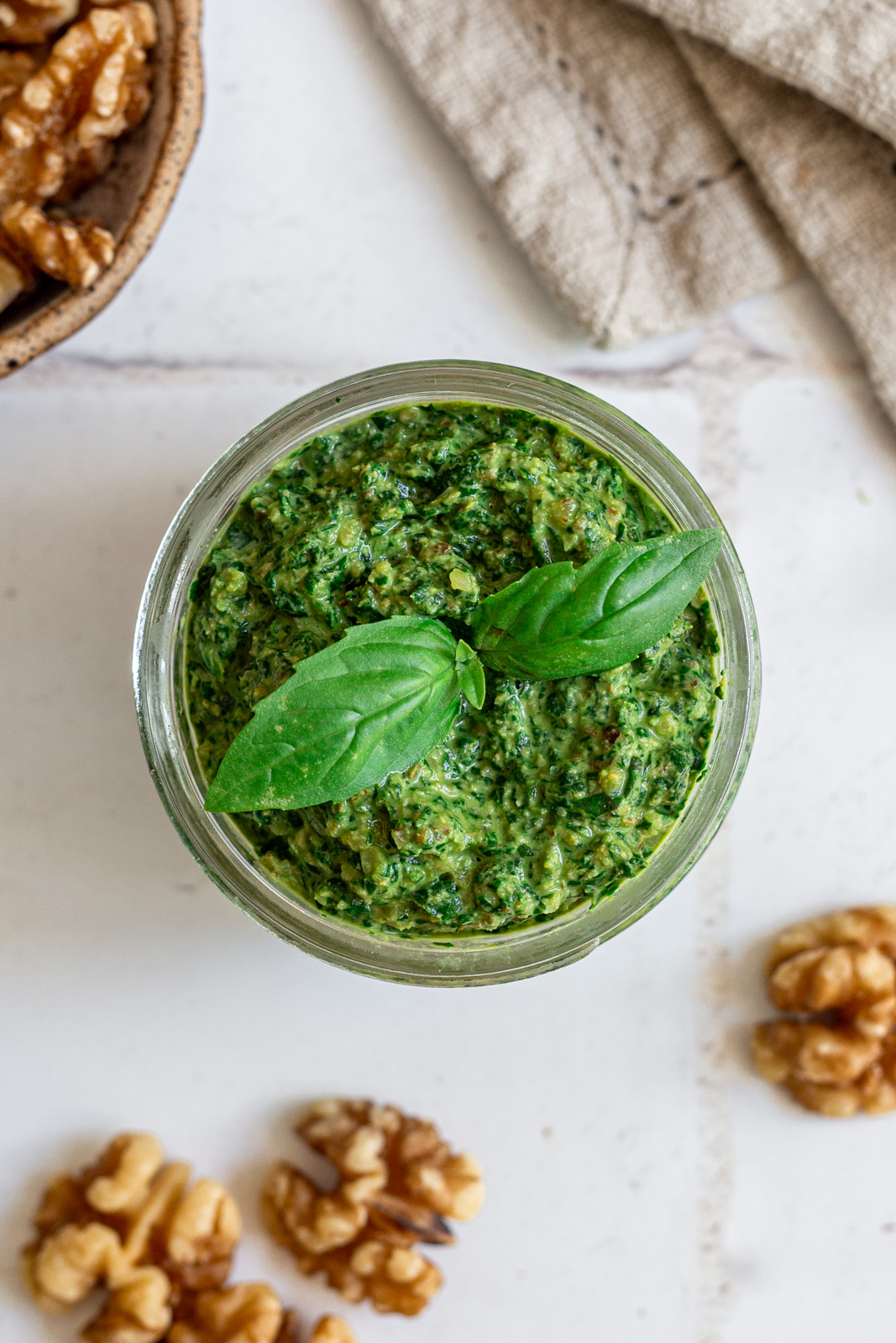 Vegan Spinach Walnut Pesto